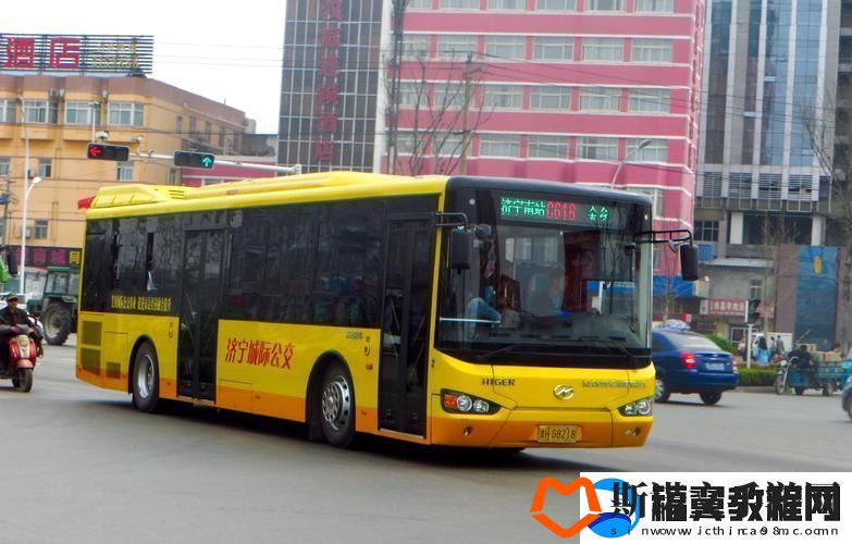 公交车一路被C