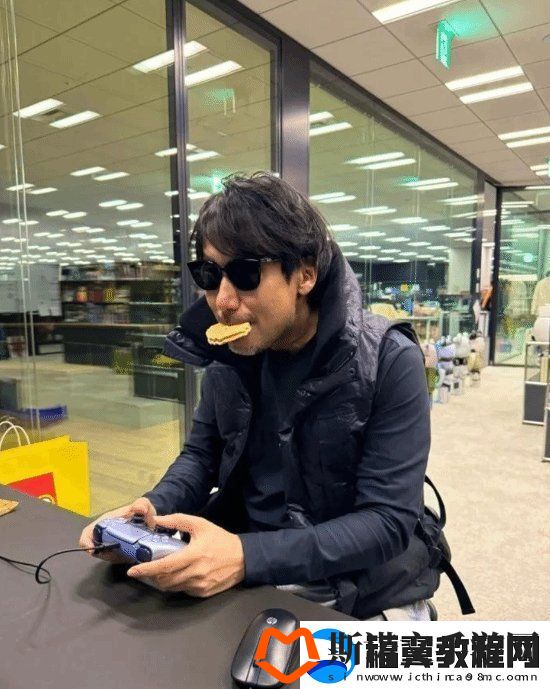 UP主讽刺用食指扣扳机引众怒！你喜欢用哪根手指呢