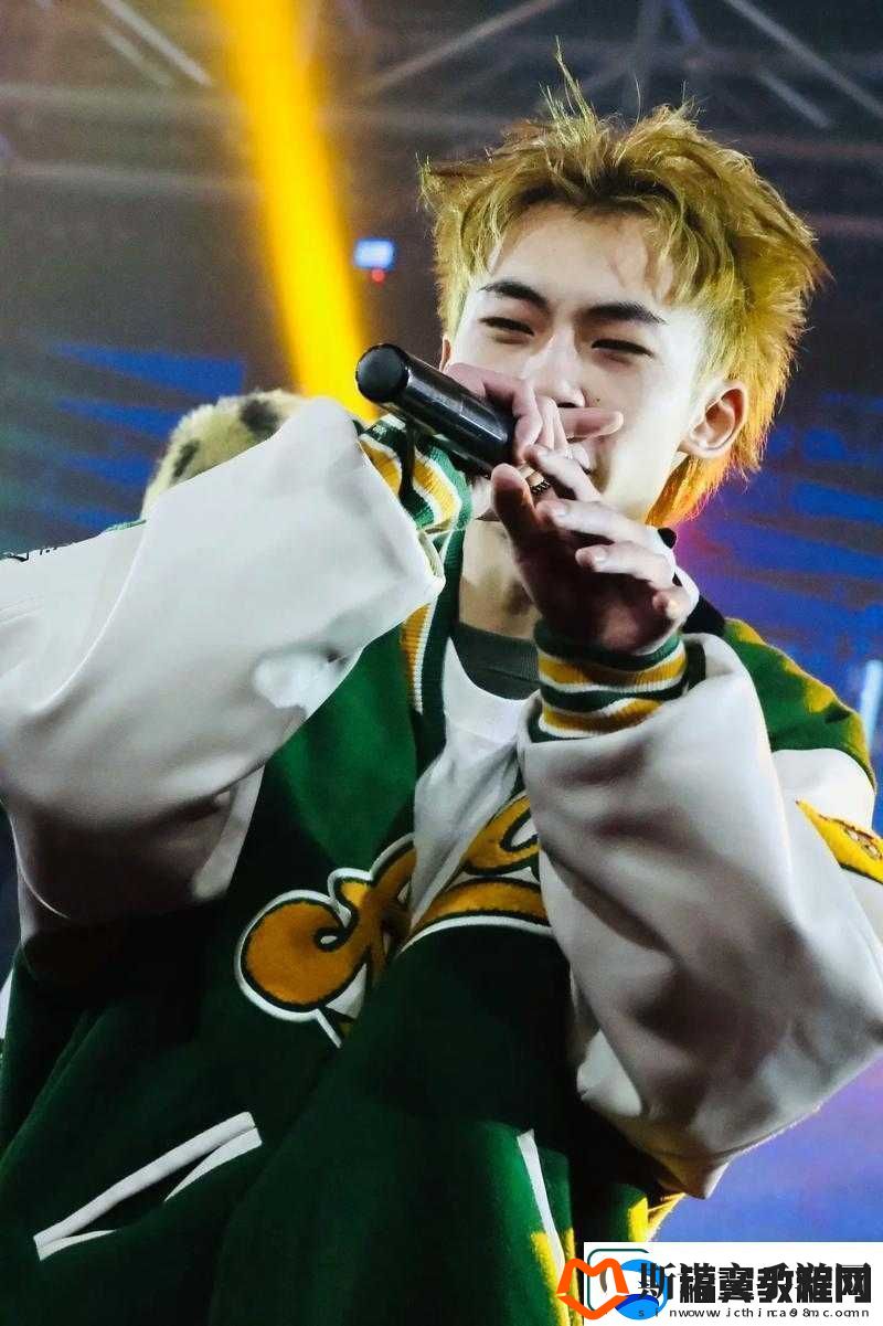 十九岁女RAPPER：用音乐诉说青春梦想