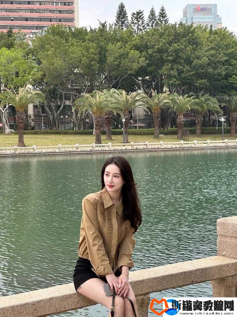 中国XXX厕所美妇自拍：厕所内的美丽风景