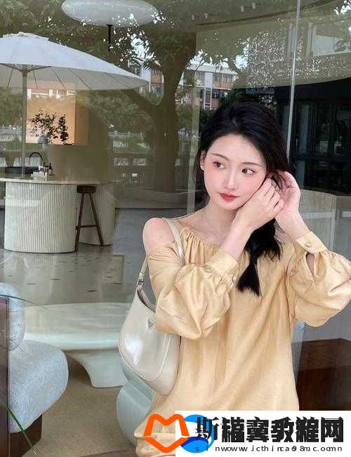 国产**久久精品二区三区特