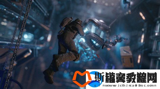 斯宾塞在接受采访时表达对刻意删减内容以便推出扩展的厌恶